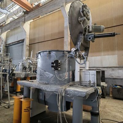 Centrifugadoras inferiores de la acción del tirón de la descarga del raspador automático del control del PLC de las grandes cantidades