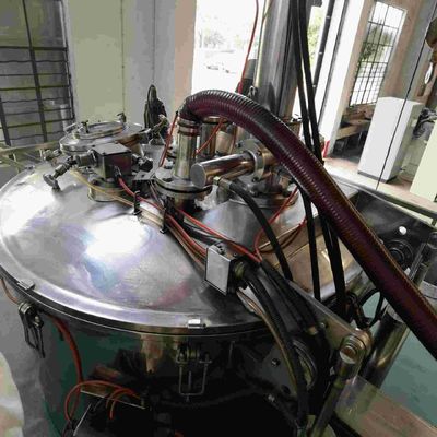Tirón-bolso que ahorra la centrifugadora de desecación de la alta de la productividad descarga inferior de trabajo del raspador para la industria alimentaria