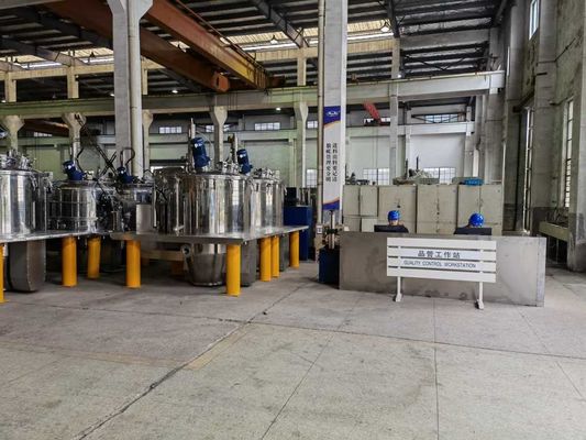 Centrifugadoras inferiores de Bolso-tracción del control del PLC de la descarga del raspador del voltaje opcional para las sustancias farmacéuticas